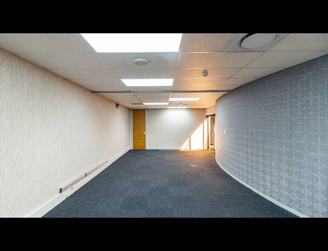 5,047M² OFFICE FOR SALE IN FERNDALE